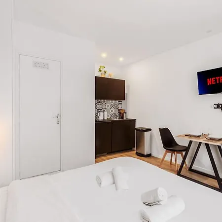 Apartmán Beautiful Cozy 2p - 12th *