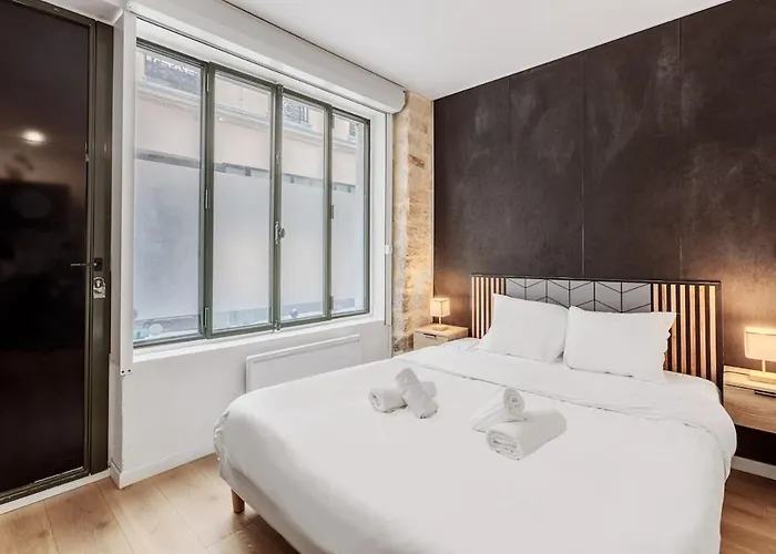 Beautiful Cozy 2p - 12th *